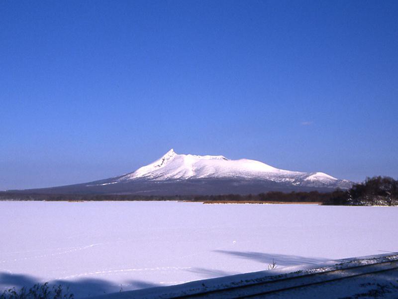冬の駒ケ岳と小沼